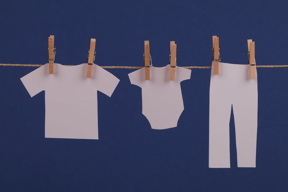 Wiederholte Waschgänge beim Reinigen von T-Shirts verhindern unangenehme Gerüche