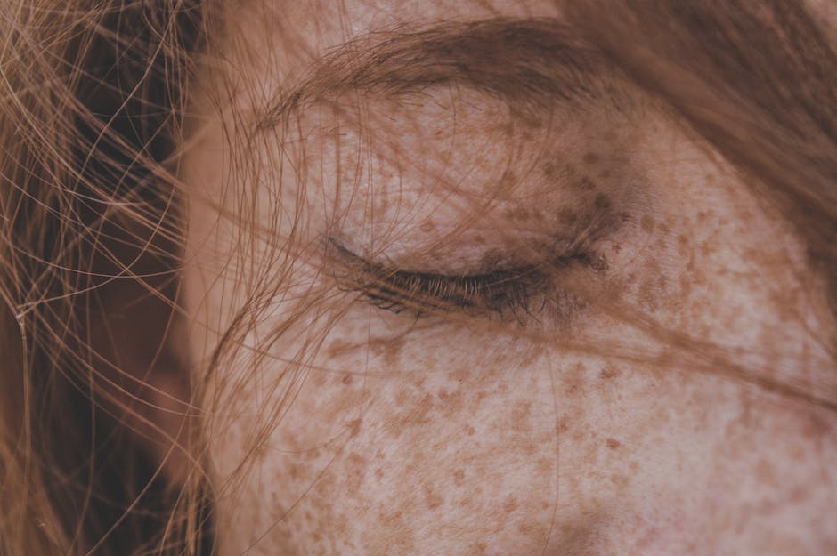 Gründe, warum du beim Waschen viele Haare verlierst