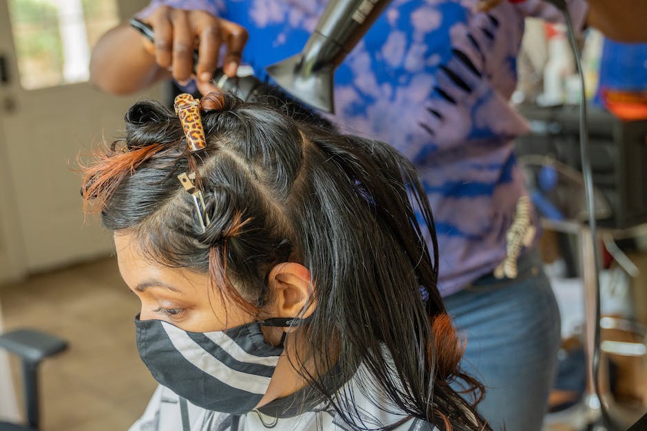 wie-oft-haare-waschen-trockenes-haar