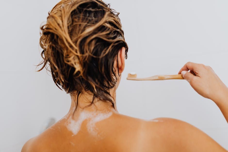 Haarpflege-Tipps - wie oft Shampoo benutzen
